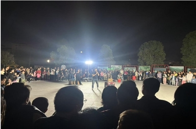 公安縣文旅局依法取締梅園公園違規(guī)營(yíng)業(yè)性演出，守護(hù)文化市場(chǎng)秩序