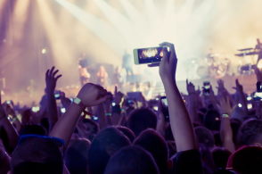 廈門出臺(tái)新政策 營(yíng)業(yè)性演出按票房收入獎(jiǎng)勵(lì) 網(wǎng)絡(luò)文化經(jīng)營(yíng)獲支持